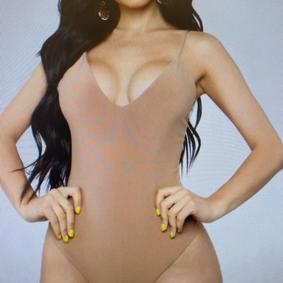 sleek and slay mocha bodysuit - Picture 2 of 3